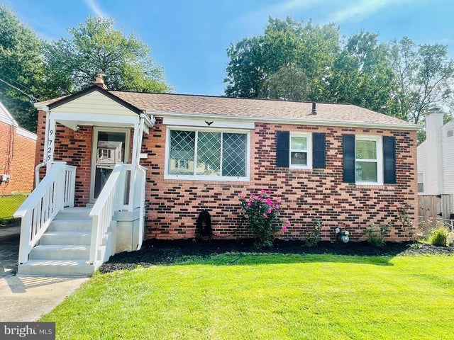 9725 51st Ave, College Park