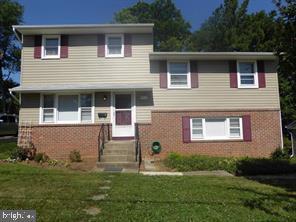 6714 Longridge Dr, Lanham