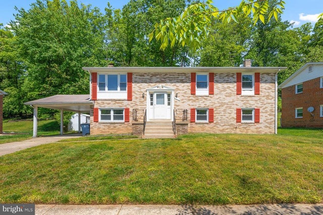 6100 Hellen Lee Dr, Clinton