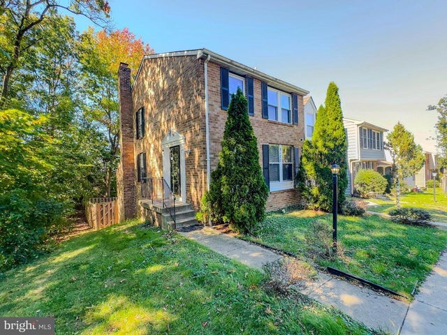 8100 Mandan Ter, Greenbelt