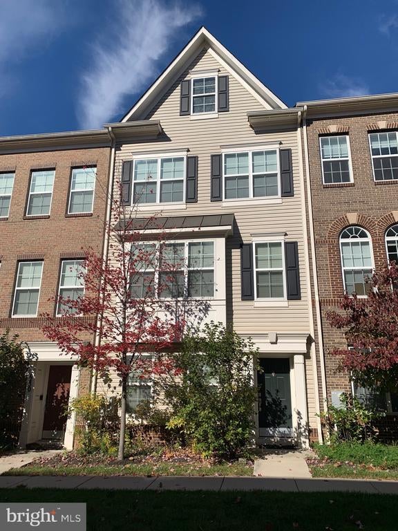 7228 Barrberry Ln, Beltsville