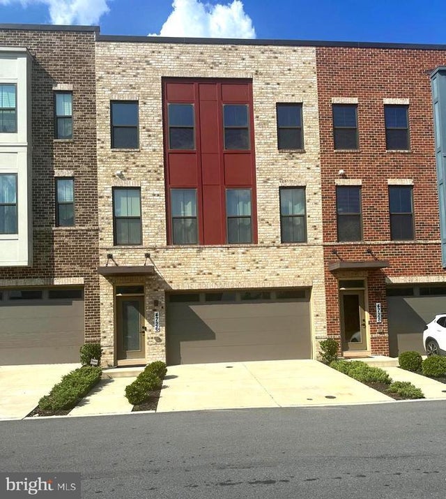 4726 Towne Park Rd, Suitland