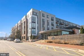 145 Riverhaven Dr #403, Oxon Hill