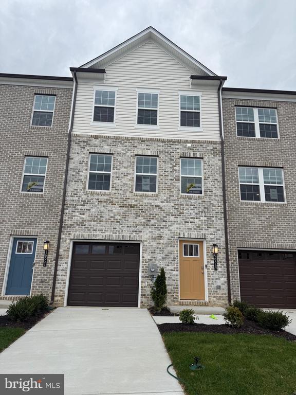 16649 Green Glade Dr, Brandywine