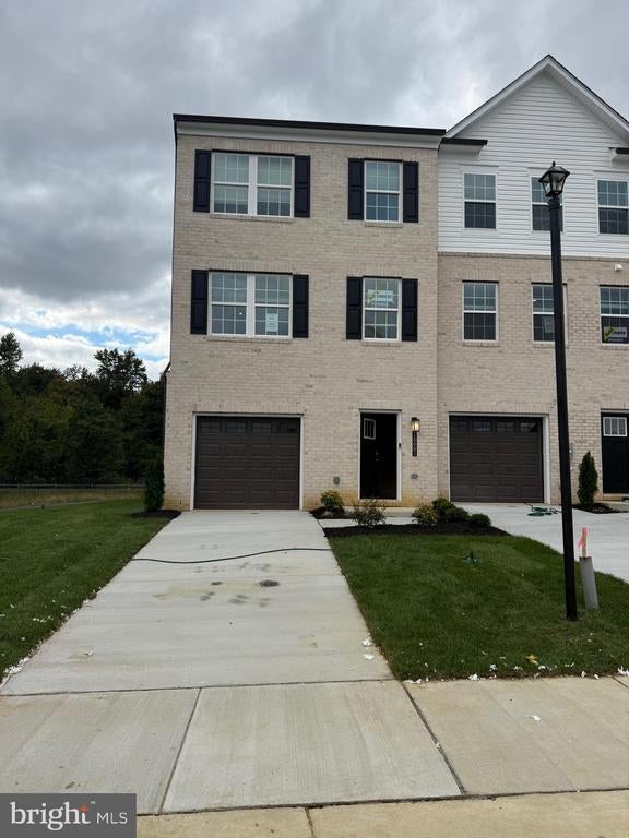 16661 Green Glade Dr, Brandywine