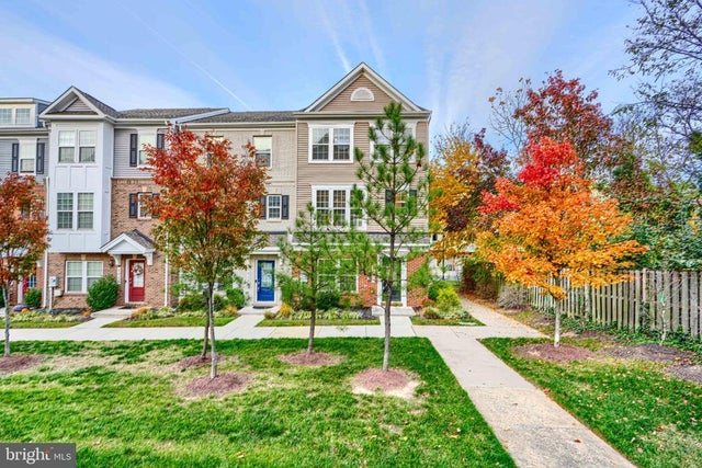 3017 Duvall Ridge Rd, Landover