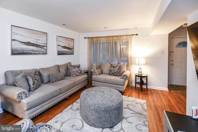 8317 Canning Ter, Greenbelt