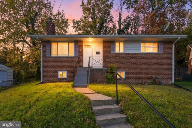 3001 Fairhill Ct, Suitland