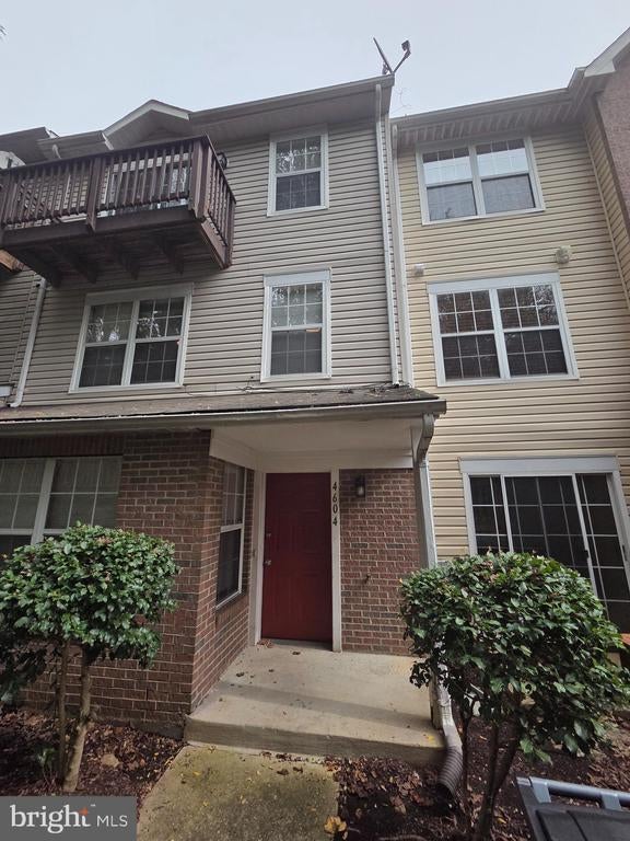 4604 Deepwood Ct #87d, Bowie