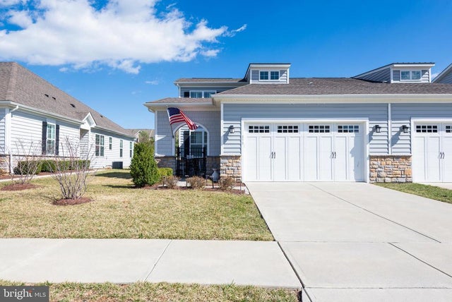 858 Moorings Cir #11, Stevensville