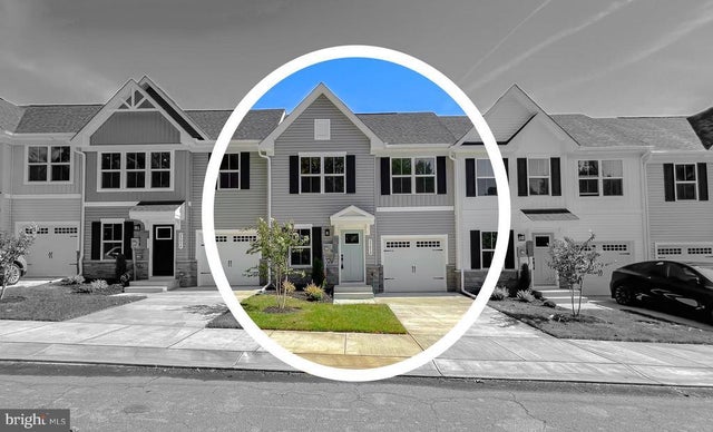 23052 Wetstone Ln #c, California