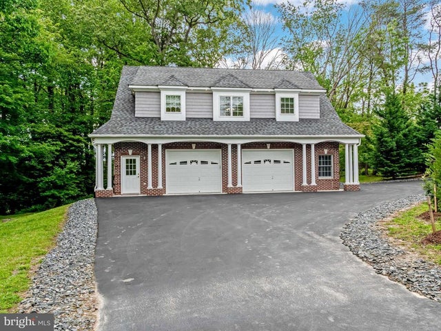 26074 Sotterley Heights Rd #apt 1, Hollywood