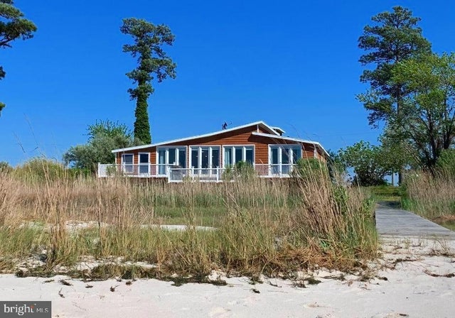 8034 Riverview Rd, Westover