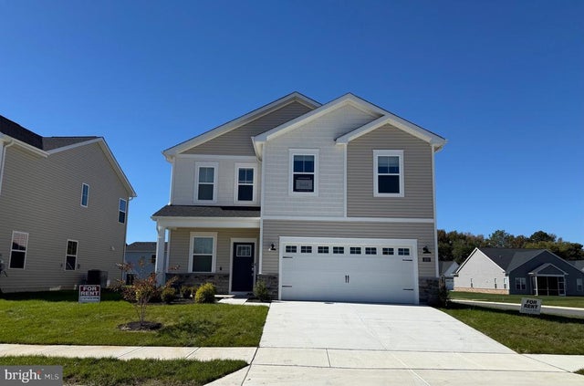 1670 Lake Placid Dr, Trappe