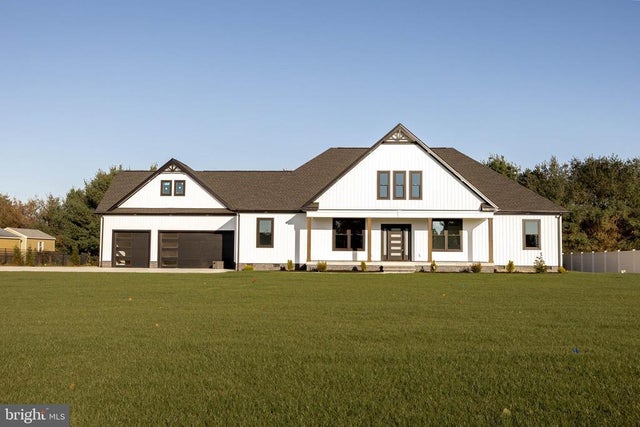 5692 King Stuart Dr, Salisbury