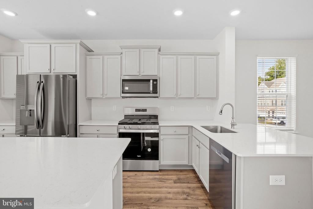 30 Cardinal Way, MOUNT LAUREL