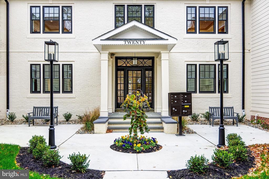 20 E Redman Ave #unit B, HADDONFIELD