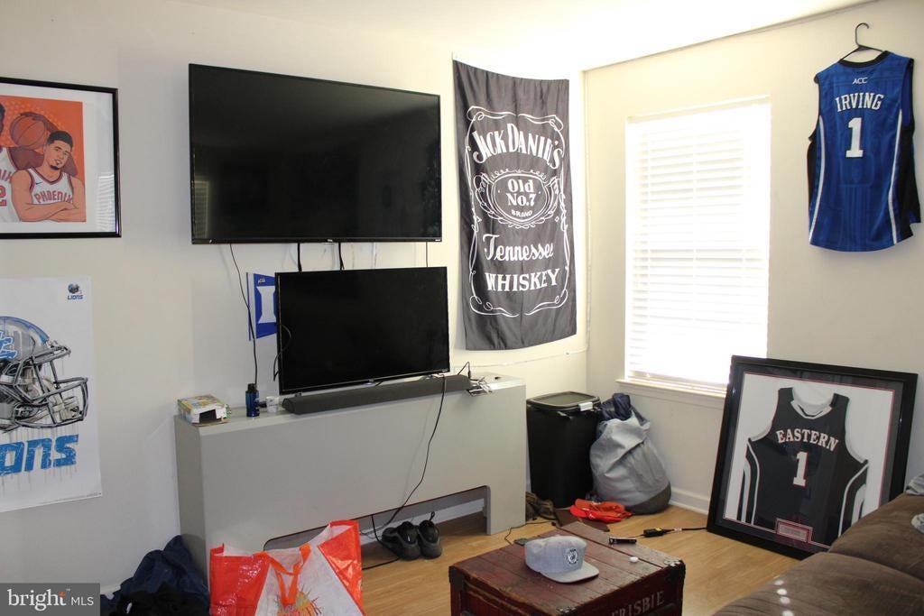 107 Ellis St, GLASSBORO