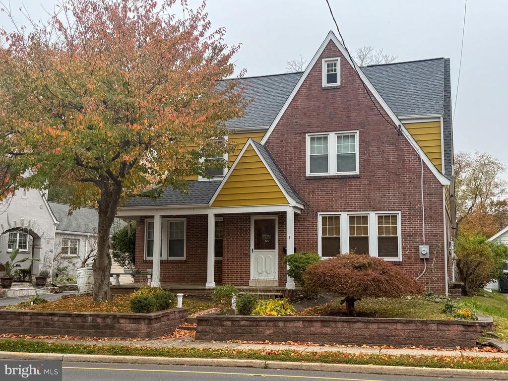 409 Sanhican Dr, TRENTON