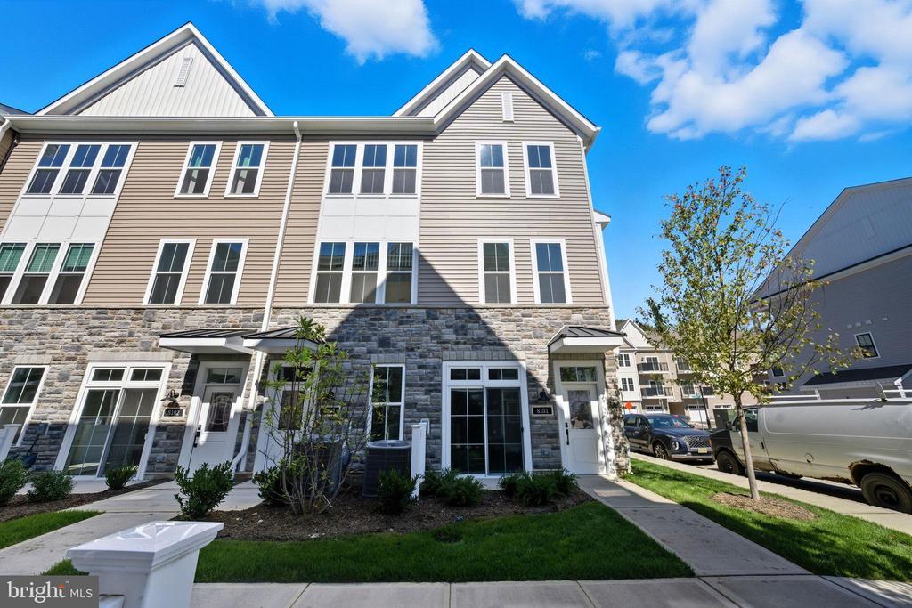 8101 Donatello Dr, PRINCETON