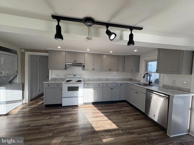 2084a Farmington Ave, Boyertown