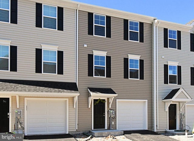 114 Kuechler Court, Reading