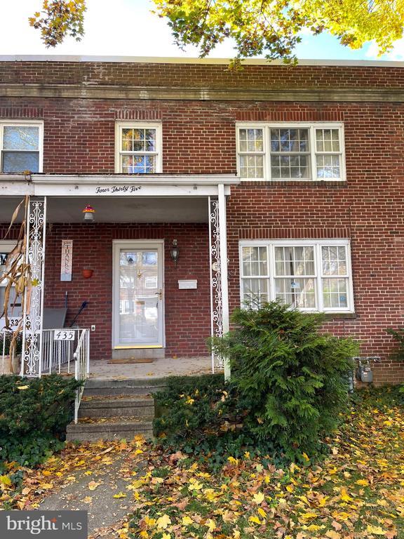 435 Sycamore Rd, Reading