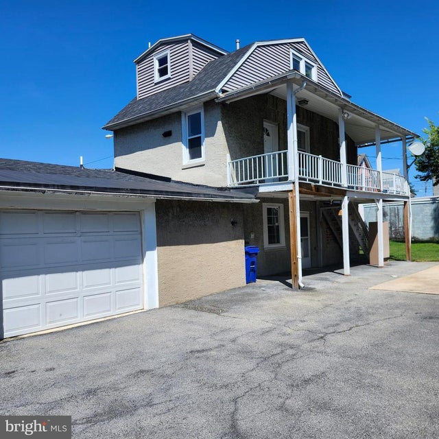 808 Belmont Ave, Reading