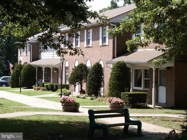 615-c Lake Drive, Douglassville