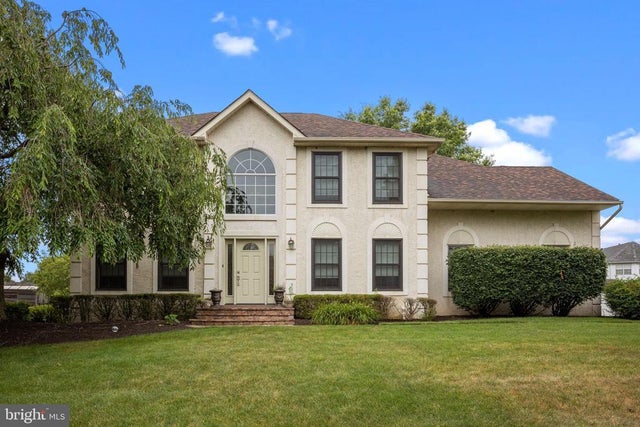 405 Sweetbriar Ct, Yardley