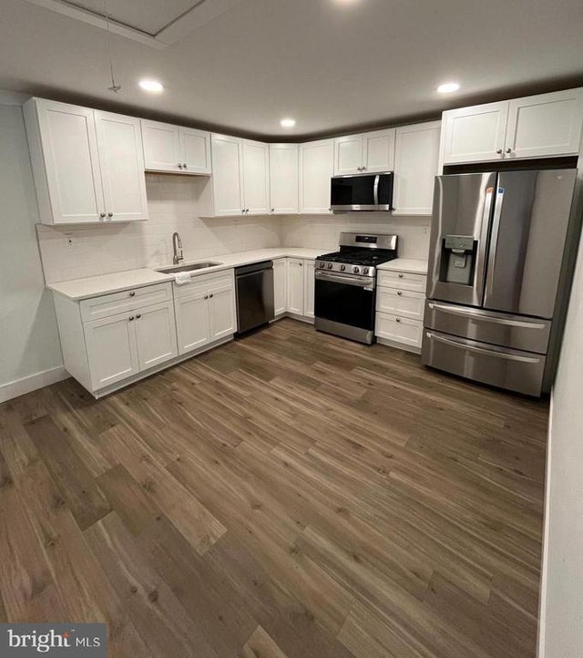 557 Durham Rd #c, Newtown