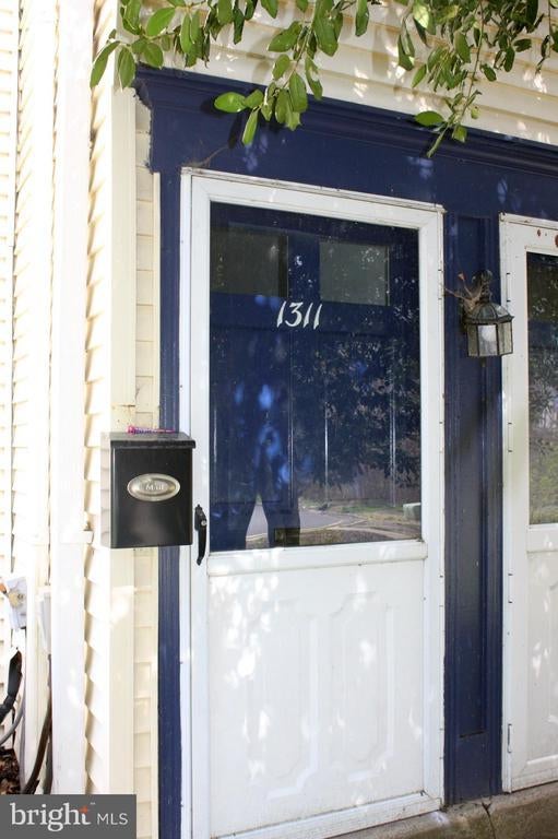 1311 Yardley Commons, Yardley