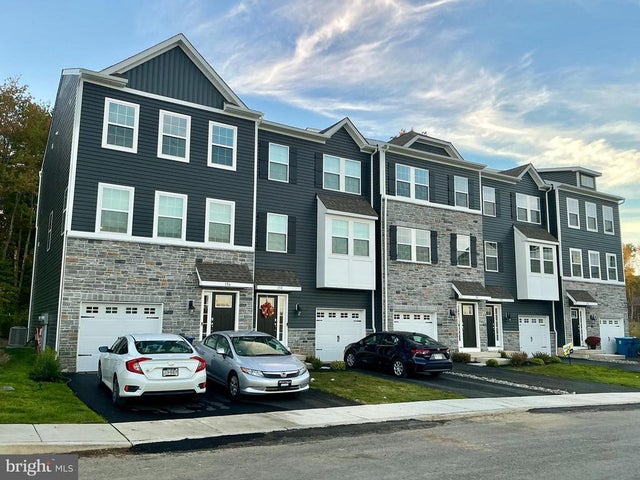 162 Bell Ct, Sellersville