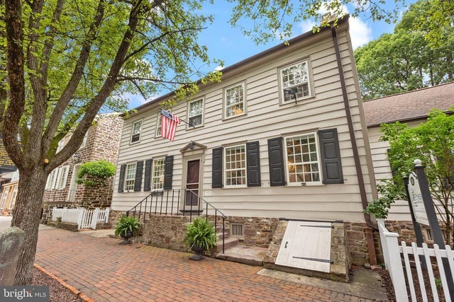 111 S State St, Newtown