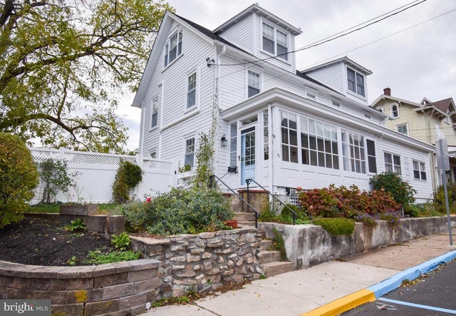 76 S Hamilton St, Doylestown
