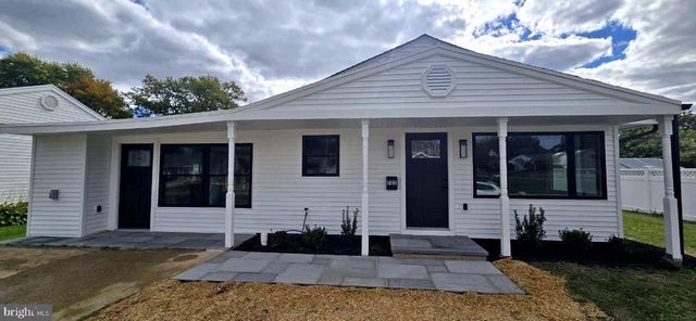 702 Beaumont Rd, Fairless Hills