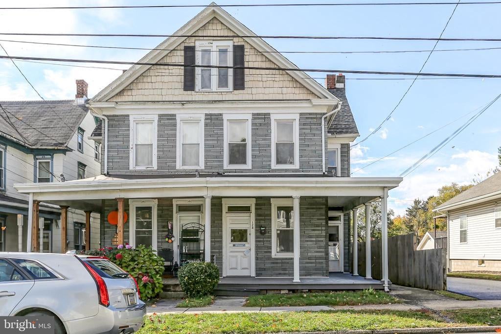 128 S 18th St, CAMP HILL