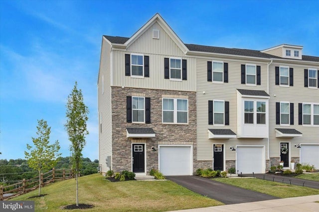 831 Pecan Rd, Spring City