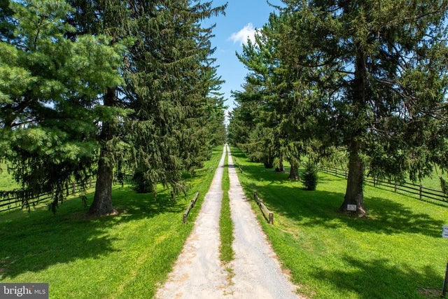 1560 W Doe Run Rd, Kennett Square