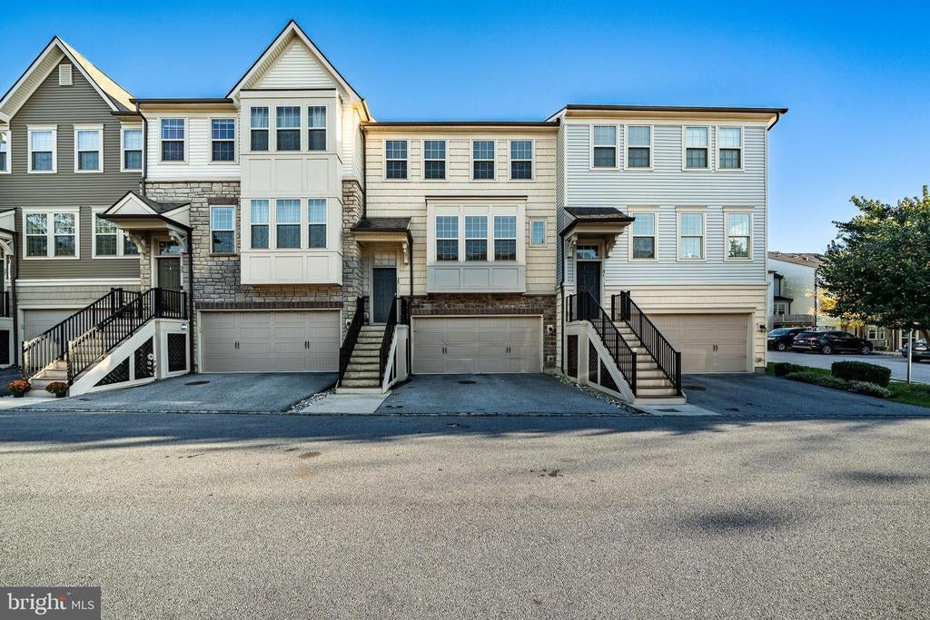 33 Addison Ln, MALVERN