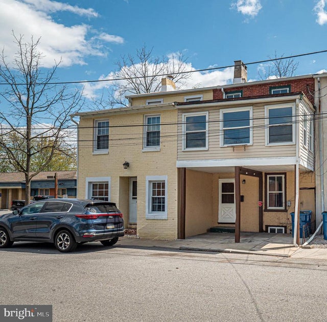 521 Maple Ave, West Chester