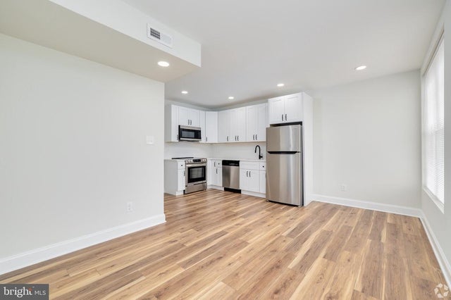112 Washington Ave #4, Downingtown