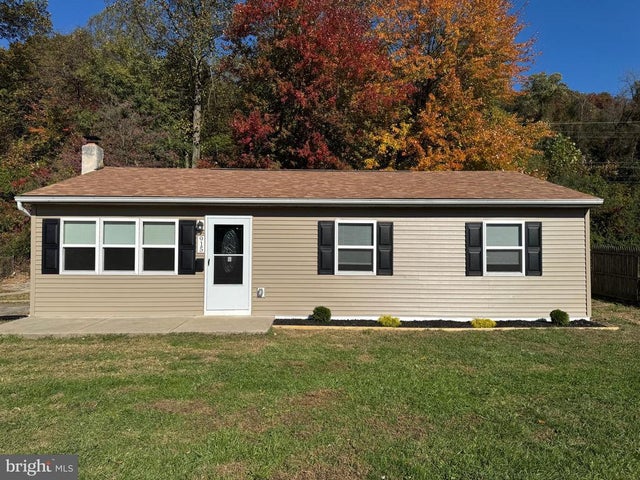 915 Charles St, Coatesville