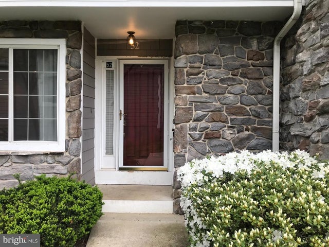 52 Constitution Ct, Chesterbrook