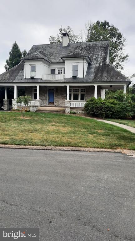 2315 Magnolia Dr, Harrisburg