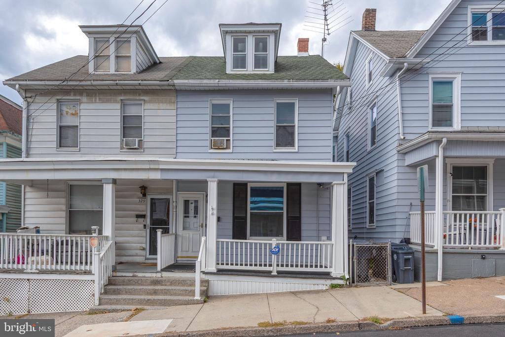 331 Locust St, STEELTON