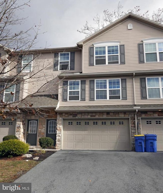 9063 Joyce Ln, Hummelstown