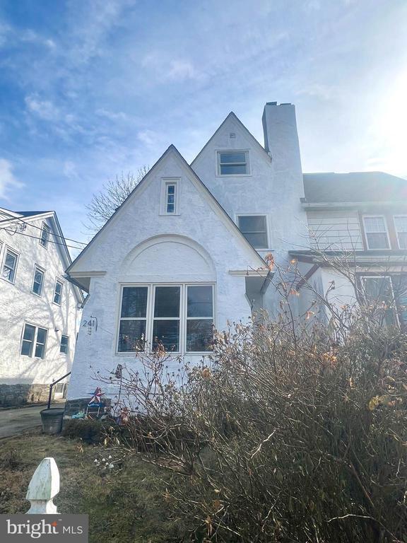 241 Rockingham Rd, Bryn Mawr