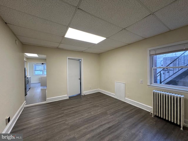 224 Long Ln, Upper Darby