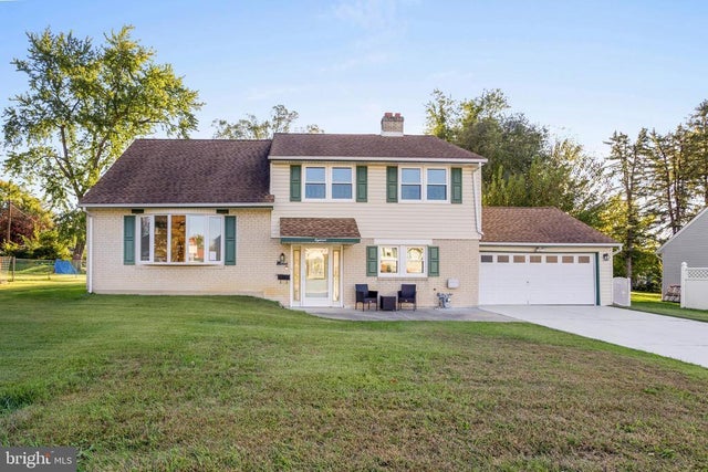 18 Cobblestone Ln, Aston